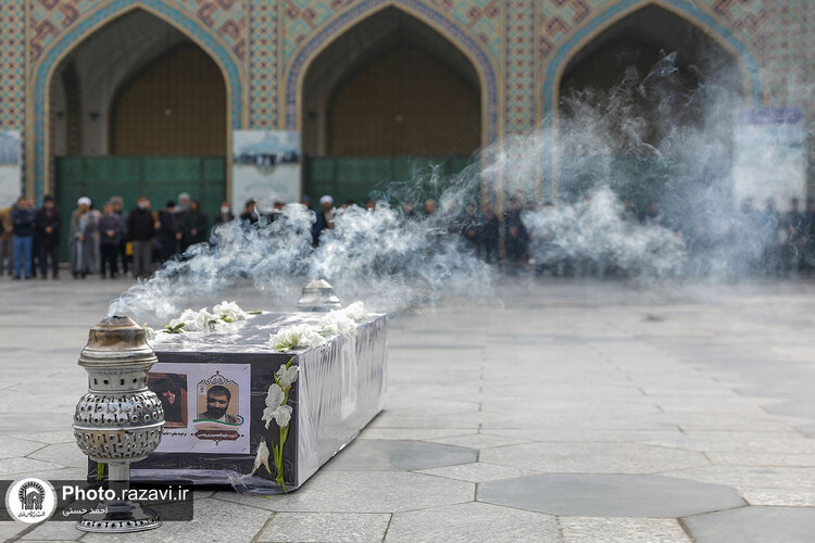 تشییع پیکر همسر سردار شهید عبدالحسین برونسی در مشهد