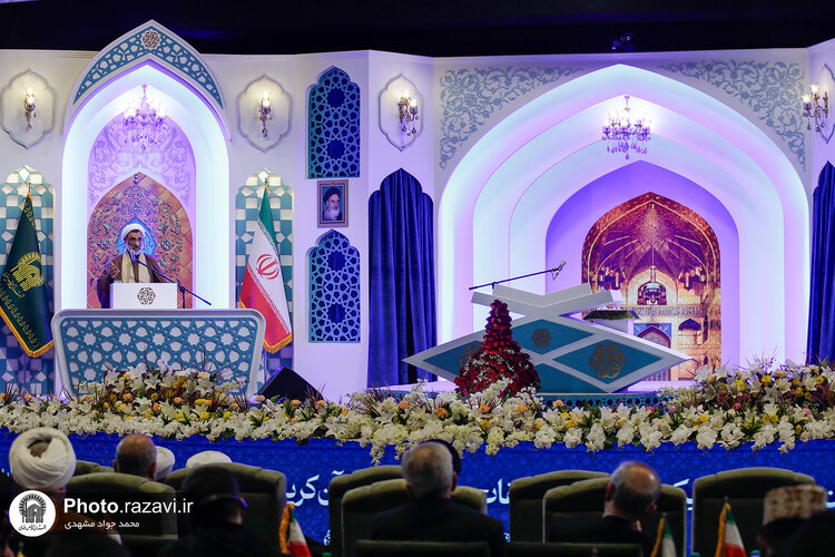 آیین افتتاحیه چهل‌ویکمین دوره مسابقات بین‌المللی قرآن در حرم رضوی