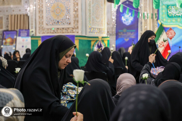 ویژه برنامه ولادت اقمار در حرم مطهر رضوی