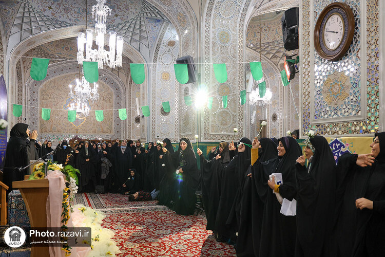 ویژه برنامه ولادت اقمار در حرم مطهر رضوی