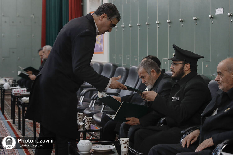 مجلس ترحیم همسر شهید برونسی در حرم مطهر رضوی