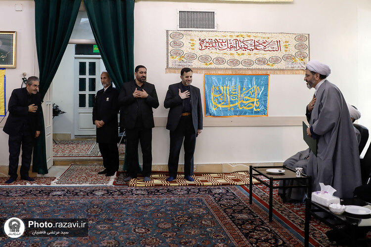 مجلس ترحیم همسر شهید برونسی در حرم مطهر رضوی