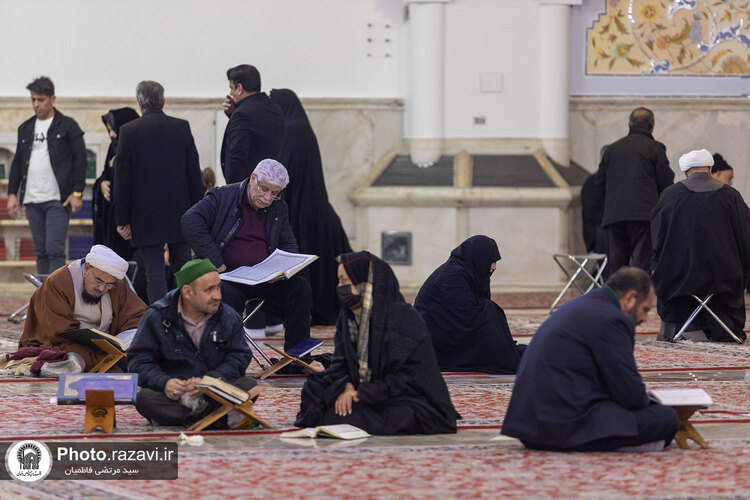 آیین «چراغ برات» در حرم مطهر رضوی