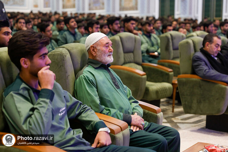 جشن پرسنل خدمات فرش در حرم مطهر رضوی