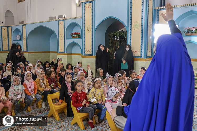 جشن «شکوفه‌های انتظار»