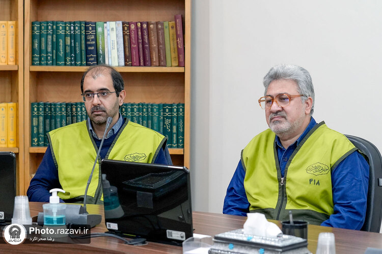 مراسم اهداء احکام سرکشیک‌ها و معاونین کشیک‌های «خدمت علمی» در آستان قدس رضوی