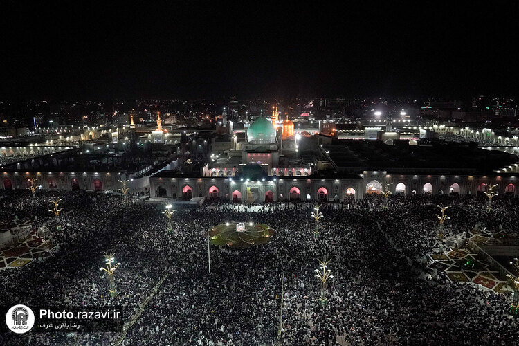 مراسم احیا شب بیست و یکم ماه مبارک رمضان در حرم مطهر رضوی-2
