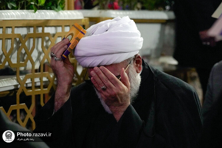 مراسم احیا شب بیست و یکم ماه مبارک رمضان در حرم مطهر رضوی-2