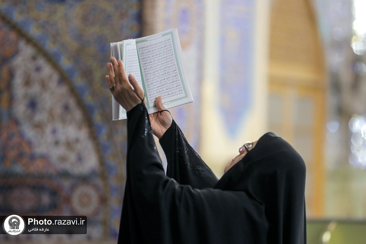 مراسم احیا شب بیست و یکم ماه مبارک رمضان در حرم مطهر رضوی-2