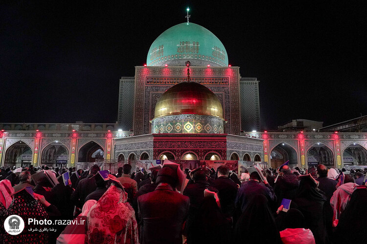 مراسم احیا شب بیست و یکم ماه مبارک رمضان در حرم مطهر رضوی-2