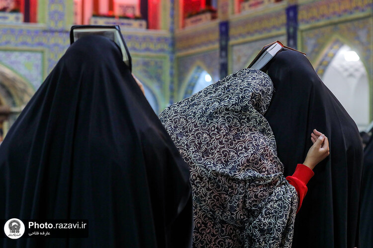 مراسم احیا شب بیست و یکم ماه مبارک رمضان در حرم مطهر رضوی-2