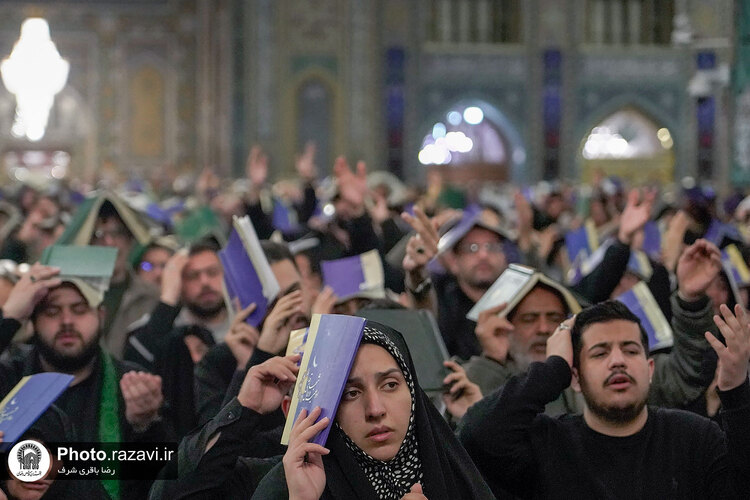مراسم احیا شب بیست و یکم ماه مبارک رمضان در حرم مطهر رضوی-2