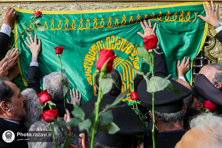 آئین اذن اعزام کاروان های زیر سایه خورشید در حرم مطهر رضوی