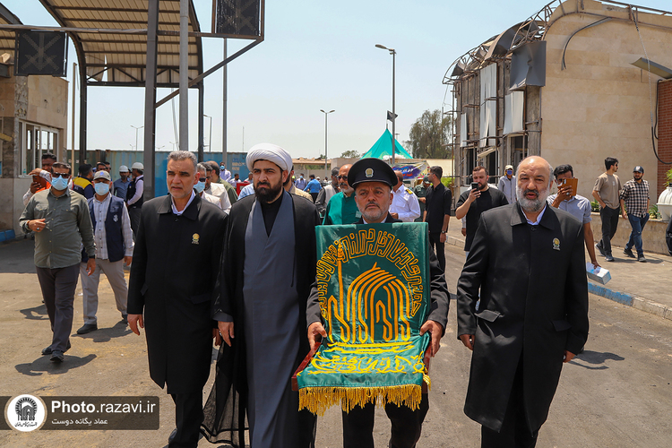 حضور خدام حرم مطهر رضوی در بندر شهید رجایی