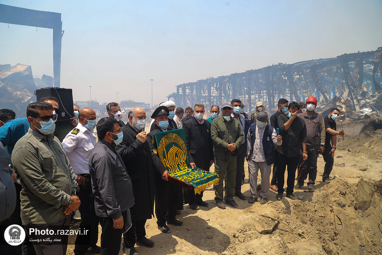 حضور خدام حرم مطهر رضوی در بندر شهید رجایی