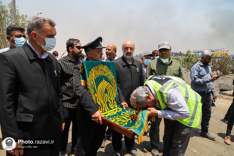 حضور خدام حرم مطهر رضوی در بندر شهید رجایی