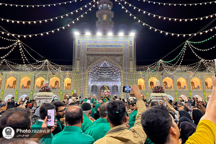 حال و هوای حرم مطهر رضوی در دهه کرامت