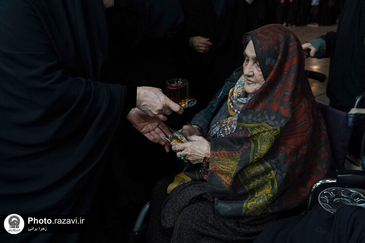 حال و هوای حرم مطهر رضوی در دهه کرامت