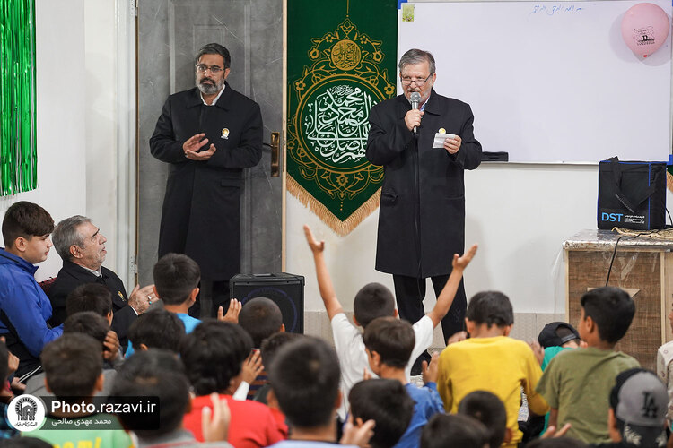 جشن ولادت امام رضا علیه‌السلام در منطقه کشمیری مشهد