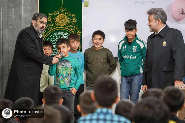 جشن ولادت امام رضا علیه‌السلام در منطقه کشمیری مشهد