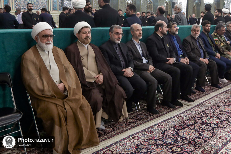 مراسم یادبود شهدای خدمت در حرم مطهر رضوی