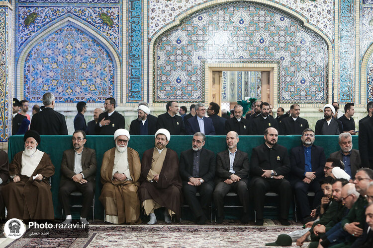 مراسم یادبود شهدای خدمت در حرم مطهر رضوی