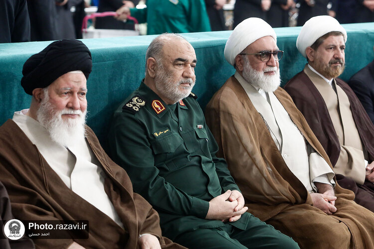 مراسم یادبود شهدای خدمت در حرم مطهر رضوی