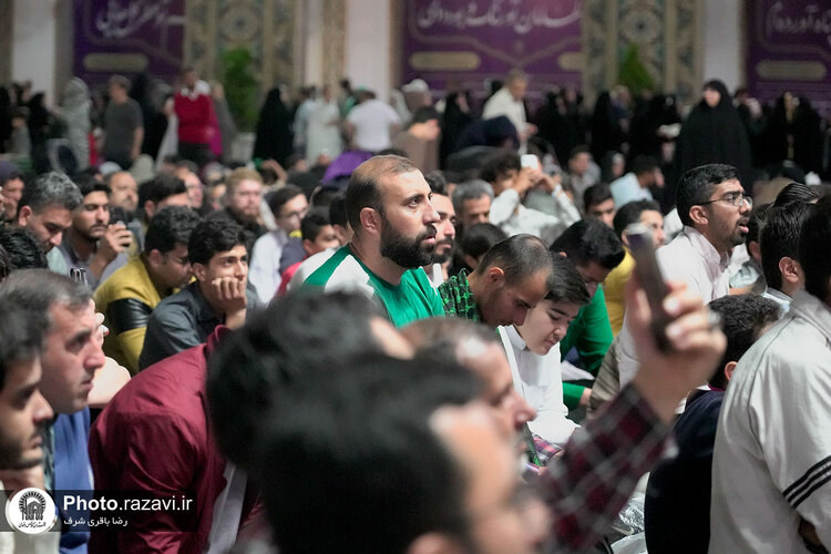 مراسم جشن میلاد امام رضا علیه‌السلام در صحن غدیر