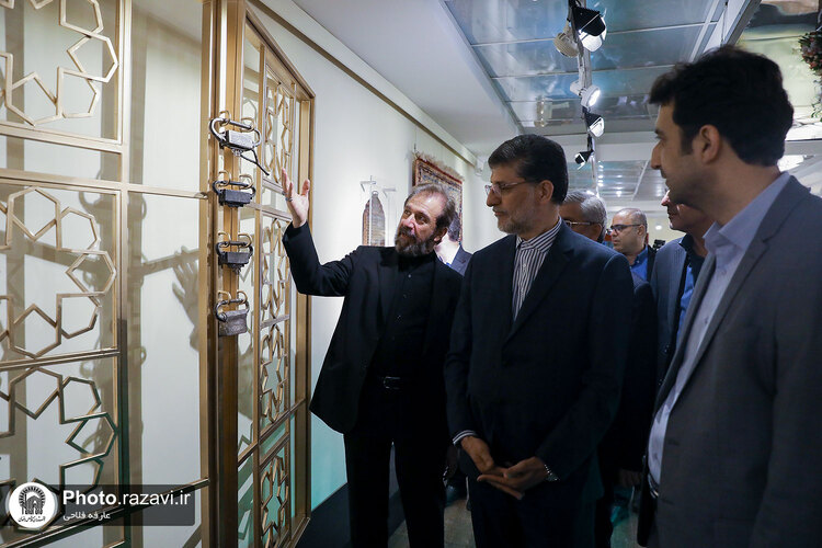 آیین بازگشایی نمایشگاه «فرنود هشت»