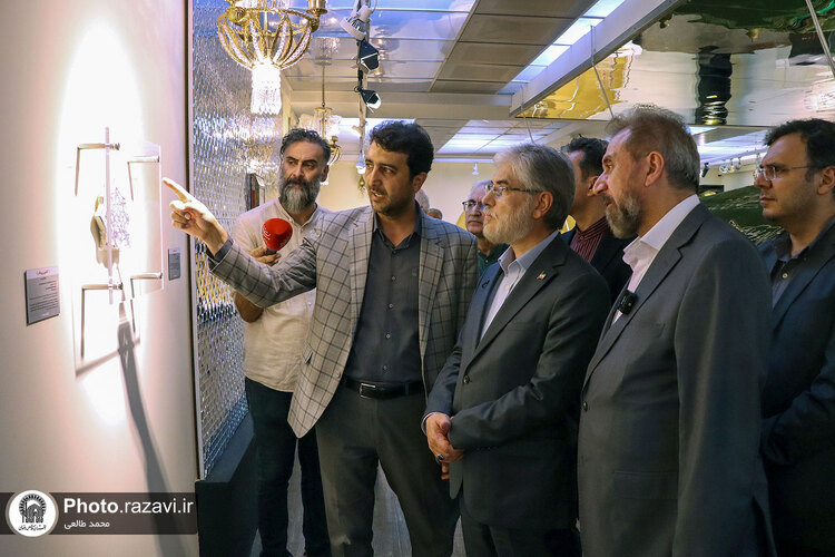 بازدید وزیر علوم از کتابخانه و موزه ملی ملک