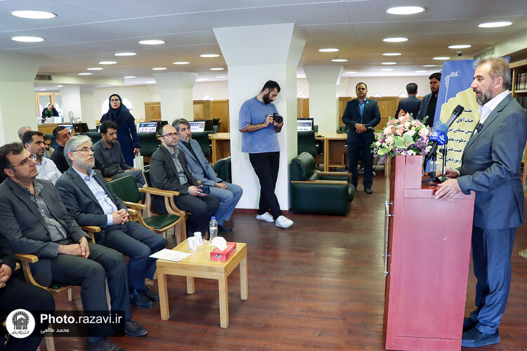 بازدید وزیر علوم از کتابخانه و موزه ملی ملک