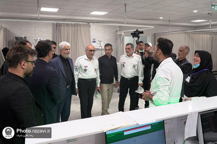 بازدید رئیس اورژانس کشور و رییس کمیسیون بهداشت مجلس از دارالشفا امام رضا علیه‌السلام