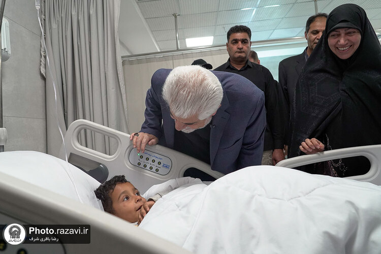 بازدید رئیس اورژانس کشور و رییس کمیسیون بهداشت مجلس از دارالشفا امام رضا علیه‌السلام