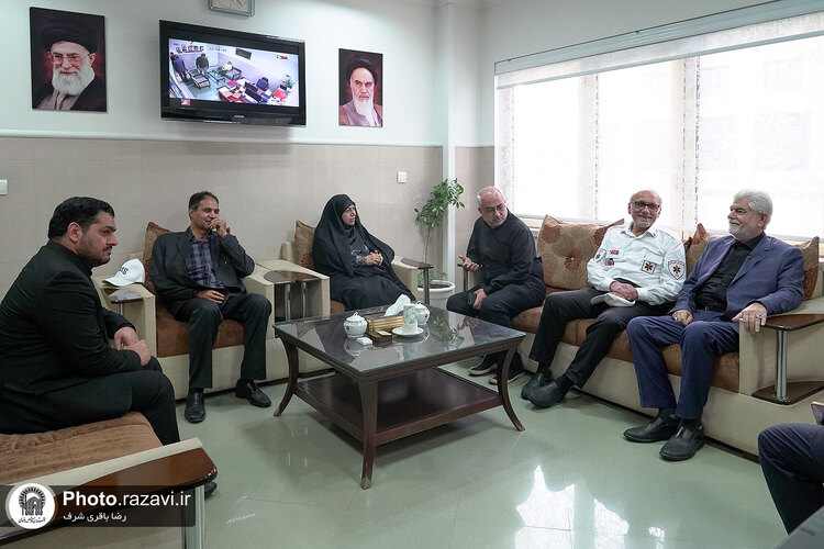 بازدید رئیس اورژانس کشور و رییس کمیسیون بهداشت مجلس از دارالشفا امام رضا علیه‌السلام
