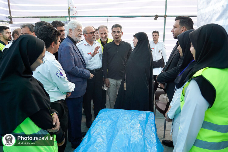 بازدید رئیس اورژانس کشور و رییس کمیسیون بهداشت مجلس از دارالشفا امام رضا علیه‌السلام