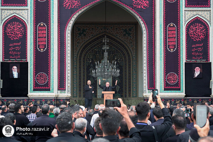 اجتماع عزاداران رضوی در حرم امام رضا علیه‌السلام