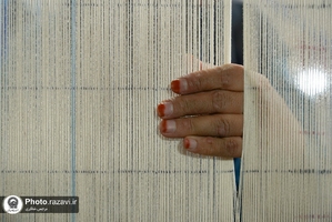 بازدید خادمیاران رسانه‌ای رضوی از شرکت فرش آستان قدس رضوی