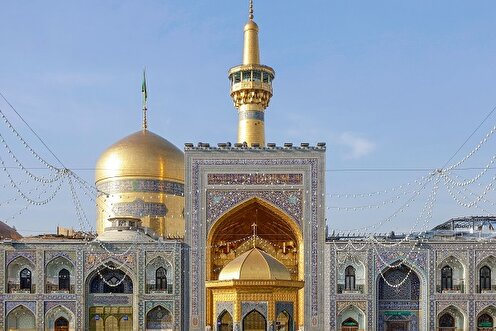 حرم امام رضا(ع) کے صحن انقلاب اسلامی کا ایوان زرّیں(طلائی)
