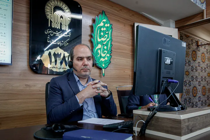 پاسخگویی تلفنی رئیس دانشگاه بین‌المللی امام رضا علیه‌السلام به مخاطبان سامانه ۱۳۸