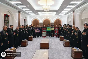 تشرف کاروان سفیران امام رئوف علیه&zwnj;السلام به حرم امامین عسکریین علیهماالسلام 