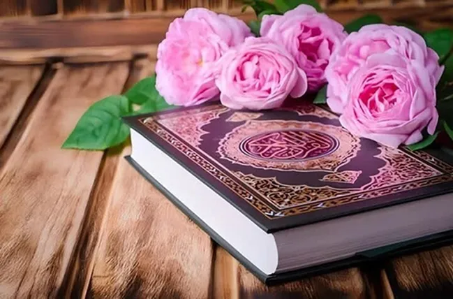 اهدای ۹۰ جلد قرآن نفیس رضوی به مراکز مذهبی دشتستان