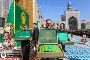 آیین تعویض پوش ضریح و پرچم گنبد منور رضوی-2
