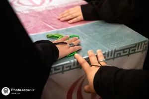 اعتکاف دختران نوجوان در حرم مطهر رضوی