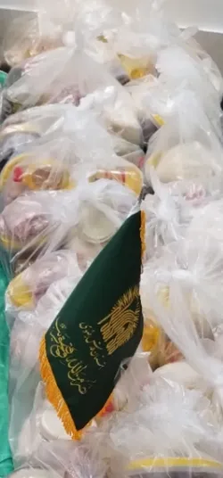 اطعام علوی روزه‌داران آران و بیدگلی به همت خادمیاران سلطان طوس