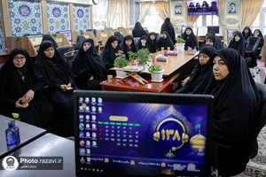  بازدید خواهران خدمه حرم مطهر رضوی از بخش&zwnj;های مختلف حرم امام رضا علیه&zwnj;السلام 