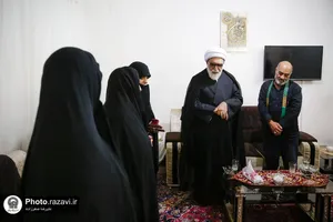 دیدار تولیت آستان قدس رضوی با خانواده شهدای حملات تروریستی رژیم صهیونیستی-2