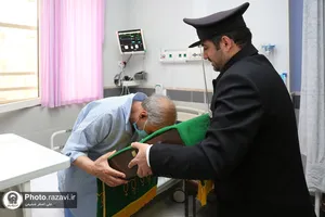 حضور خدام حرم مطهر رضوی در بیمارستان جوادالائمه(علیه&zwnj;السلام)