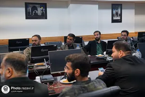 نشست تخصصی ادعیه&zwnj;خوانان و مداحان حرم مطهر رضوی