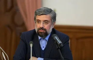 نمایشگاه قرآن در جوار حرم رضوی پیوند قرآن و عترت را عینی‌تر می‌کند