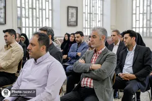 بازدید کارکنان حرم مطهر از شرکت فرش آستان قدس رضوی